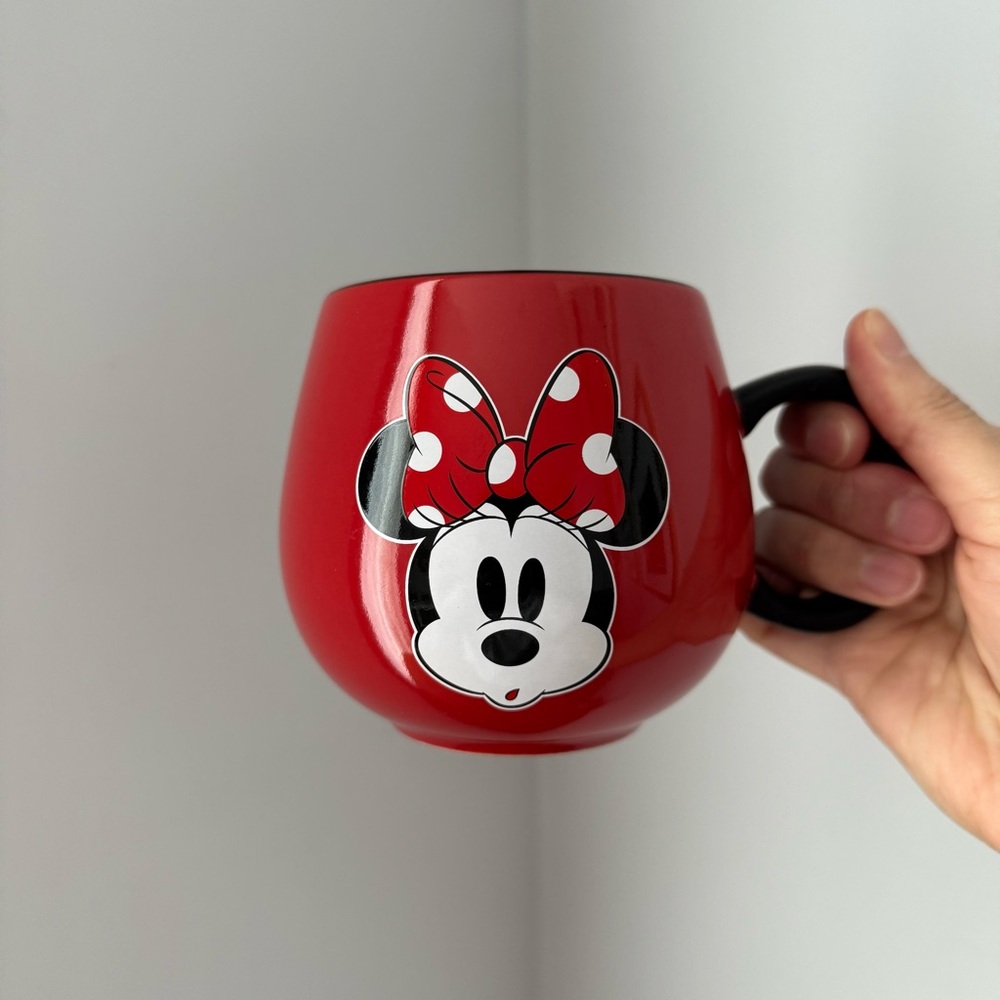 Disney Minnie Mouse Red Cup with Black Handle